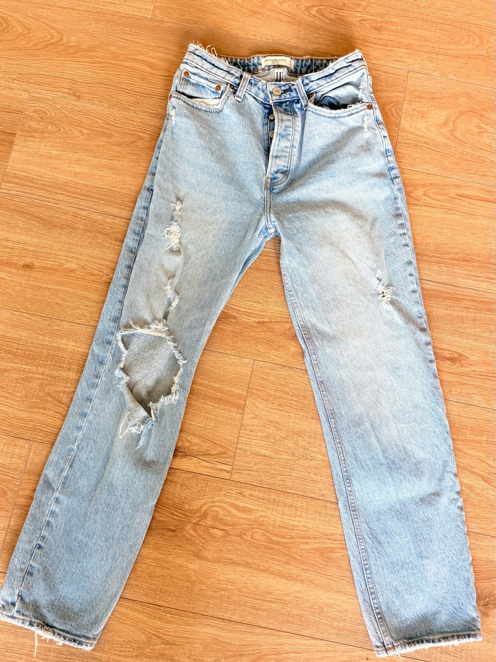 Abercrombie & Fitch The Dad High Rise Curve Love